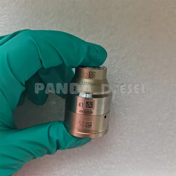 Ensemble d'actionneur pour Volvo E3 7135 588