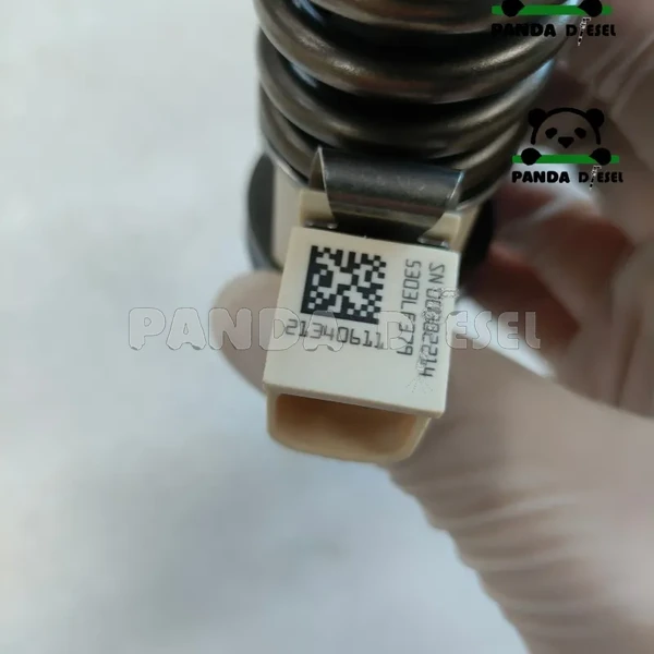 Injecteur de carburant Delphi Volvo EUI E3 4 broches 21340611 bebe4d24001 pour moteur Volvo MD13, EC360, EC380 – Chine.