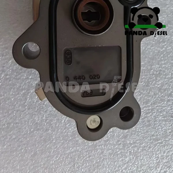 pompe d'alimentation en carburant à engrenages Bosch 0440020111 21121017151 51111037797 d0836loh64 4989266 pour MAN, Cummins, Komatsu, camion TGL TGM, pelle sur chenilles PC200 PC220 fabricant